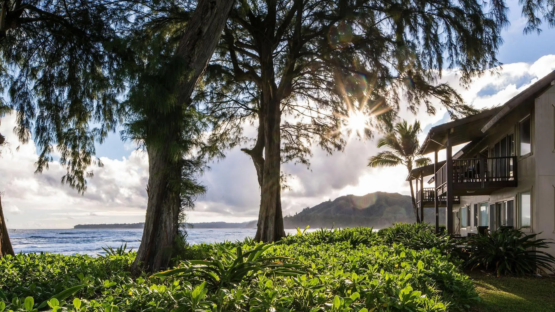 Hanalei Colony Resort